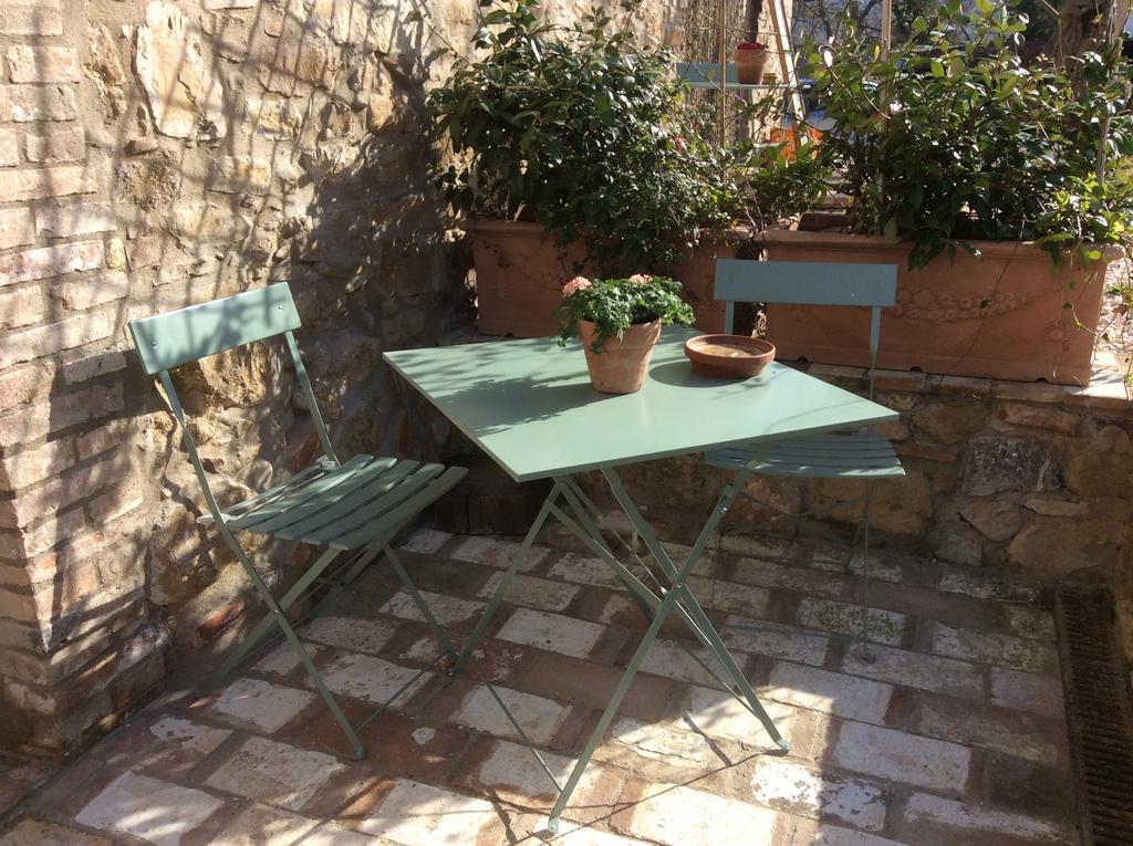Agriturismo Le Canterie Radicondoli Bagian luar foto