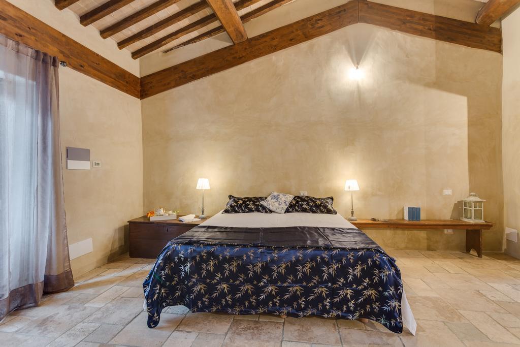 Agriturismo Le Canterie Radicondoli Bagian luar foto
