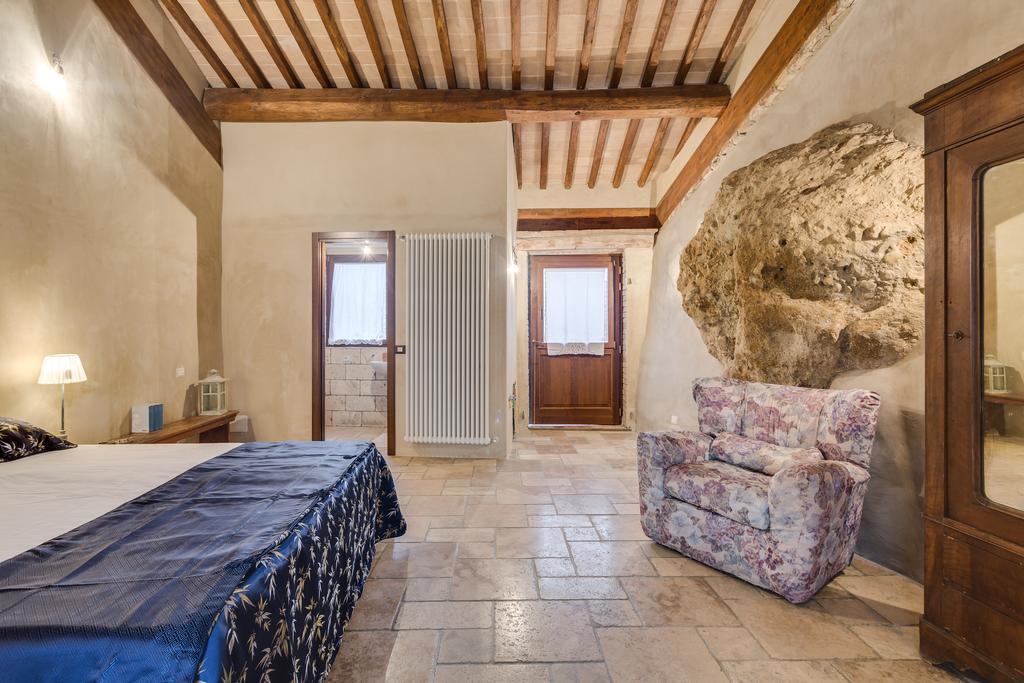 Agriturismo Le Canterie Radicondoli Bagian luar foto