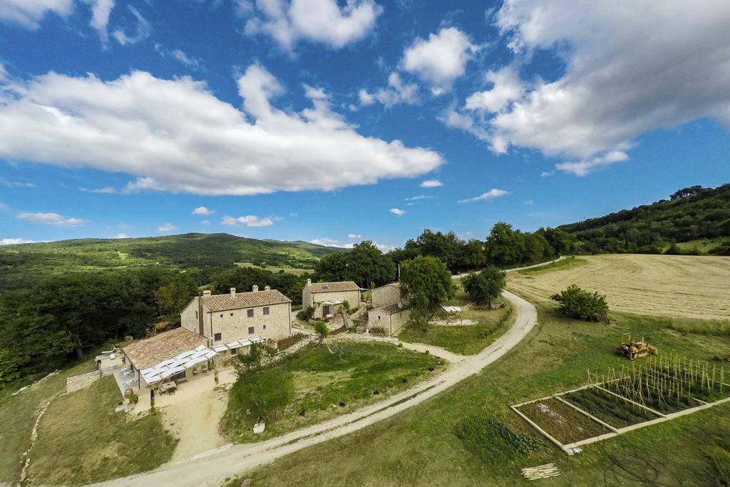 Agriturismo Le Canterie Radicondoli Bagian luar foto